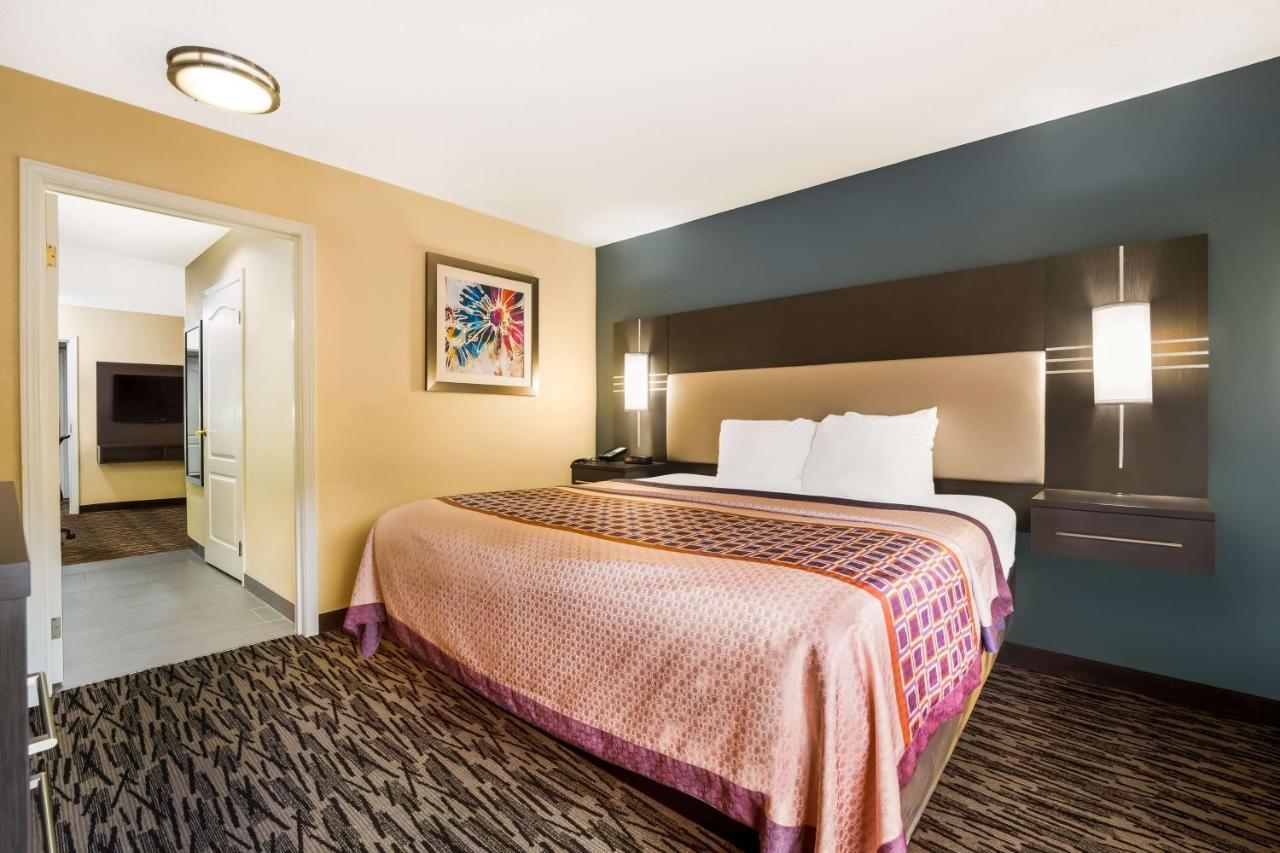 Best Western Bradbury Inn & Suites Perry Extérieur photo