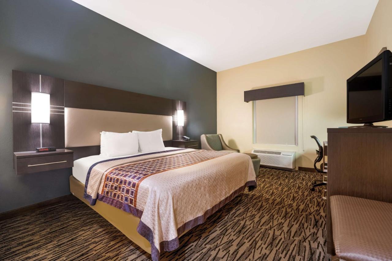 Best Western Bradbury Inn & Suites Perry Extérieur photo