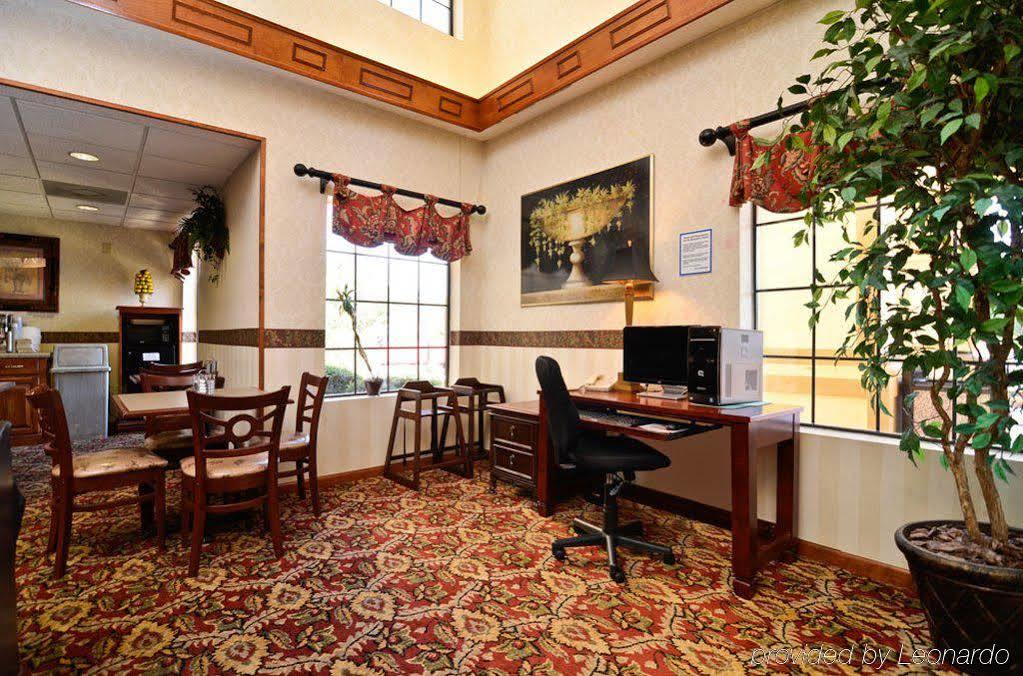 Best Western Bradbury Inn & Suites Perry Extérieur photo