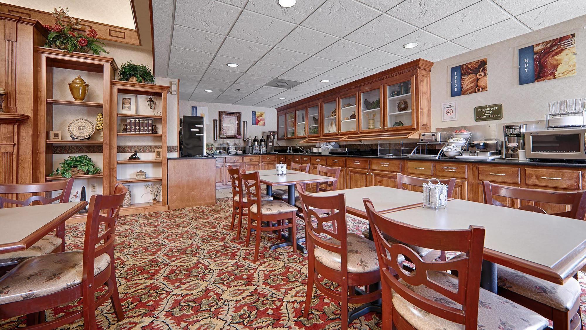 Best Western Bradbury Inn & Suites Perry Extérieur photo