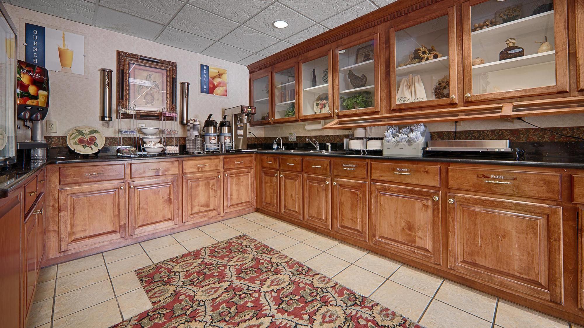 Best Western Bradbury Inn & Suites Perry Extérieur photo